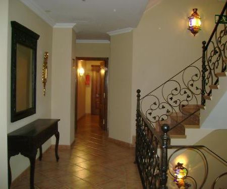 Santa Cruz Hotel Los Palacios Y Villafranca Ngoại thất bức ảnh