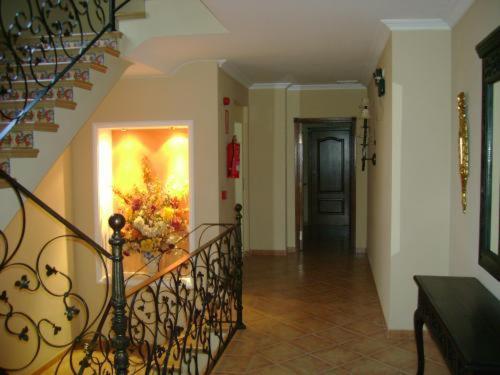 Santa Cruz Hotel Los Palacios Y Villafranca Ngoại thất bức ảnh