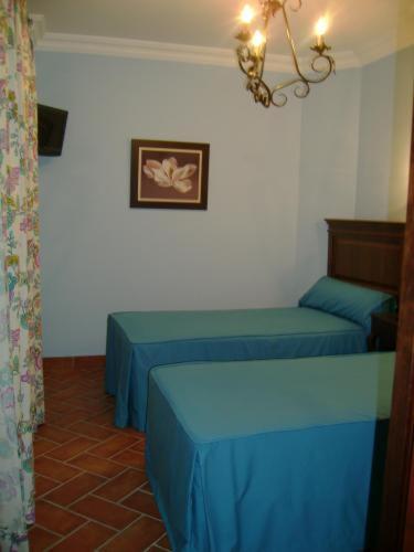 Santa Cruz Hotel Los Palacios Y Villafranca Ngoại thất bức ảnh