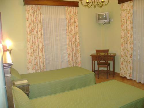 Santa Cruz Hotel Los Palacios Y Villafranca Ngoại thất bức ảnh